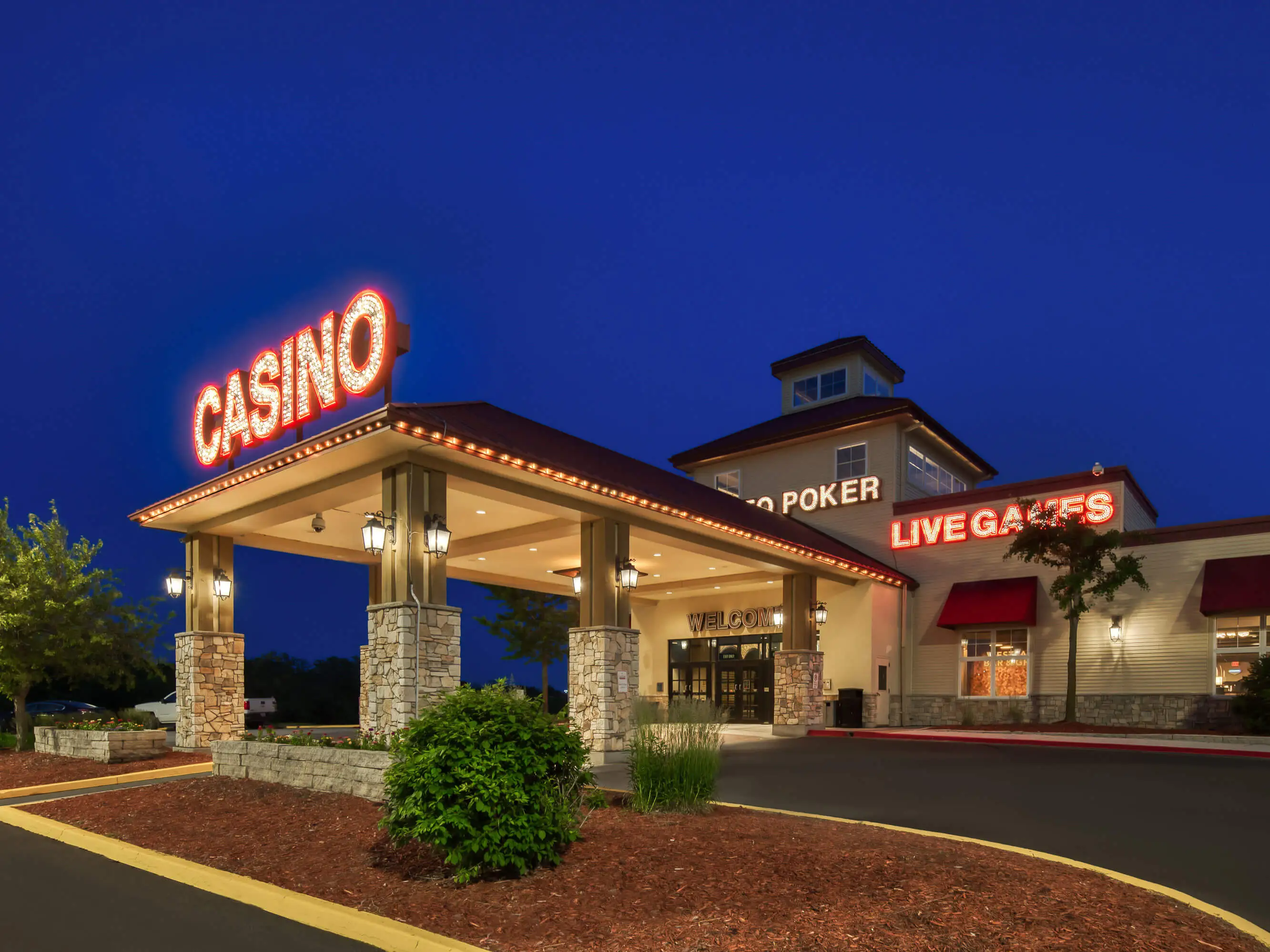 Lakeside Casino Outside View